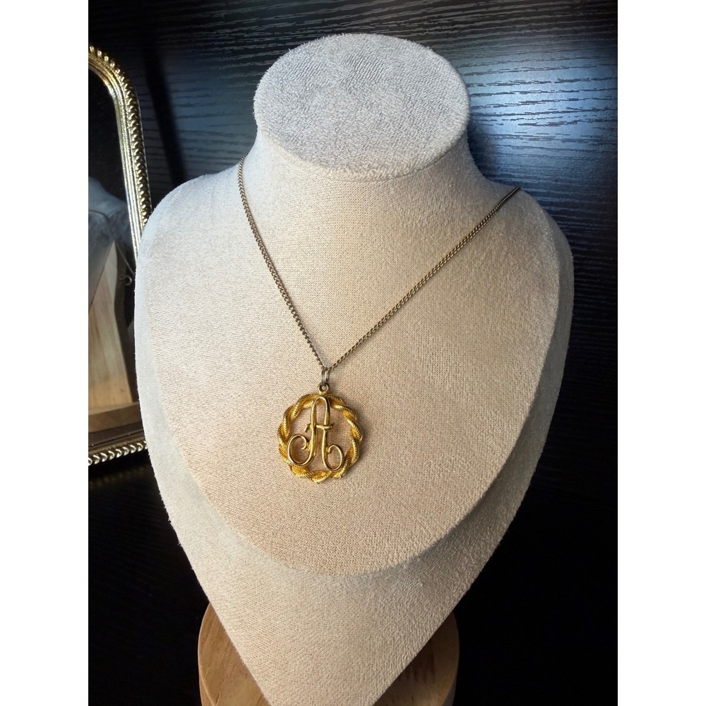 Vintage Gold Tone Monogram Letter A Pendant Necklace Rope Border 16 Inch Chain